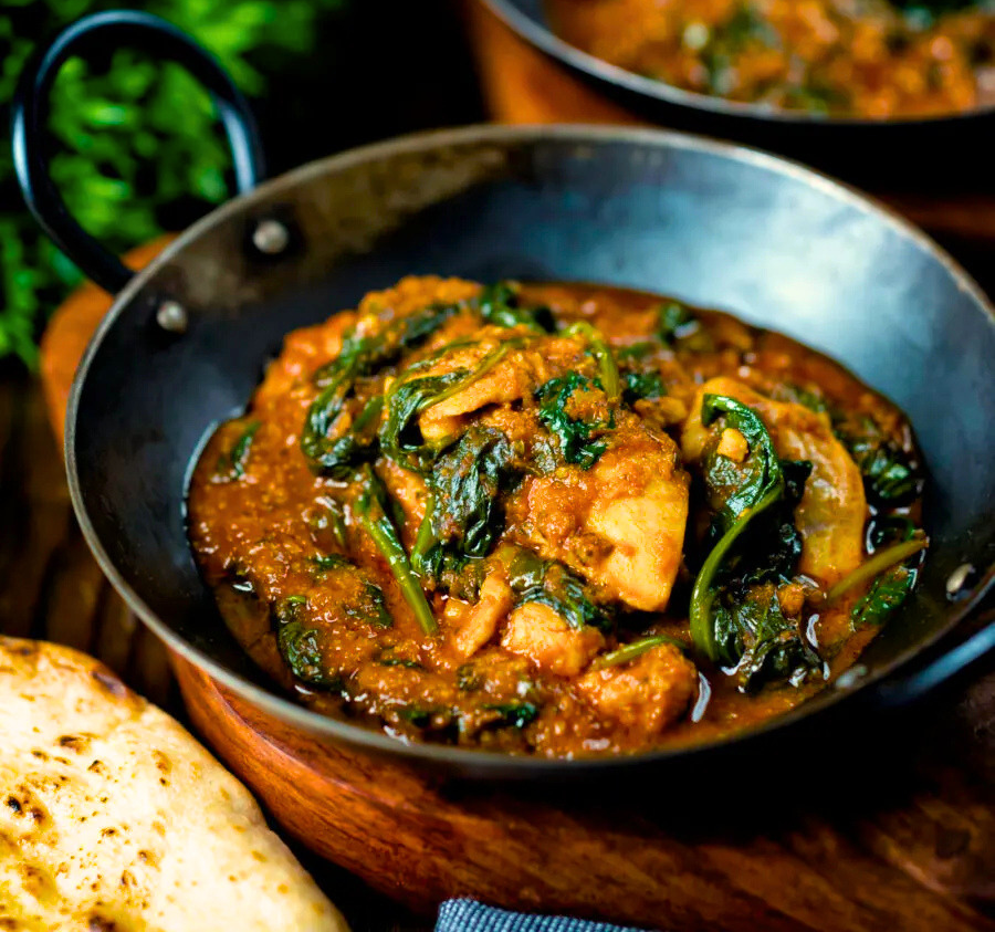 Saag Chicken Bhuna
